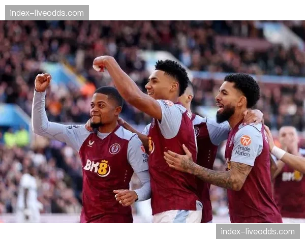 即时战报:阿斯顿维拉2-0领先西汉姆联,沃特金斯半场完成一传一射 即时战报:阿斯顿维拉2-0领先西汉姆联,沃特金斯半场完成一传一射