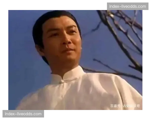 陪练的日常：无名英雄们如何“扮演”世界顶尖高手